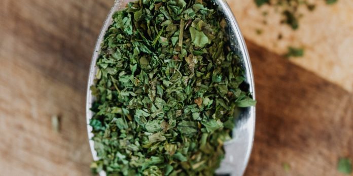 13 Health Benefits of Dry Oregano